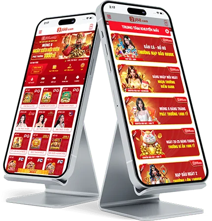Các game thủ đang thi đấu e-sports trên màn hình lớn, với biểu tượng 8kbe